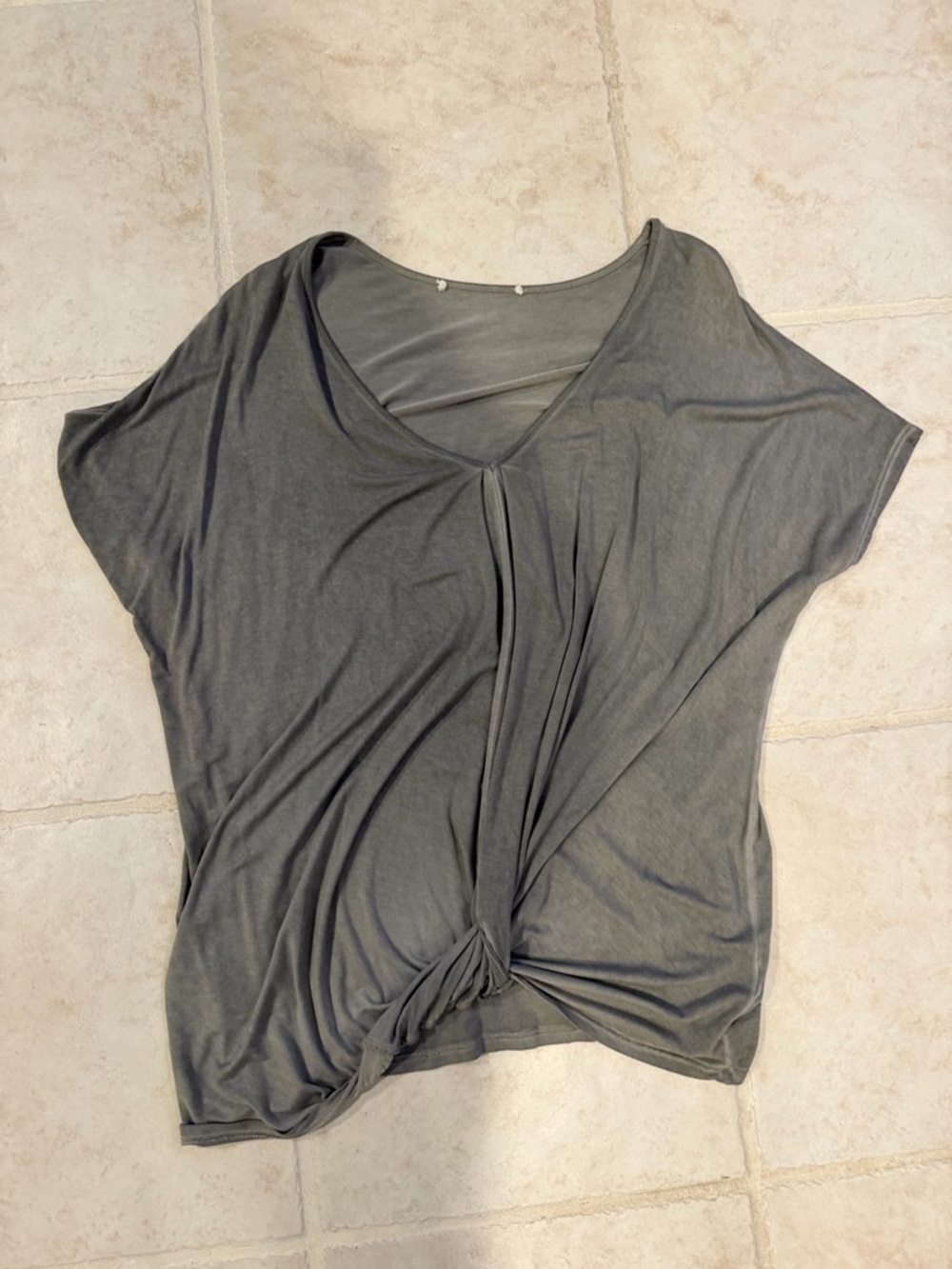 C&C California Charcoal Gray Twist-Front V-Neck Tunic